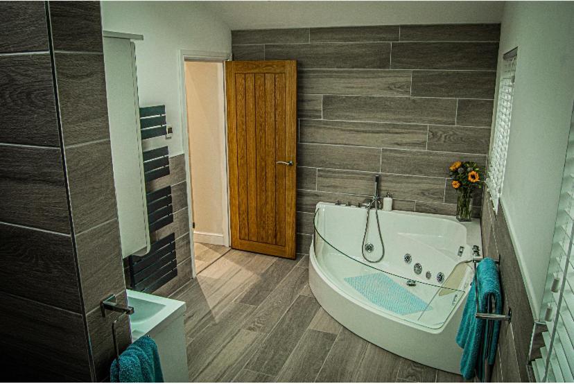 Log Cabin Coventry Bagian luar foto